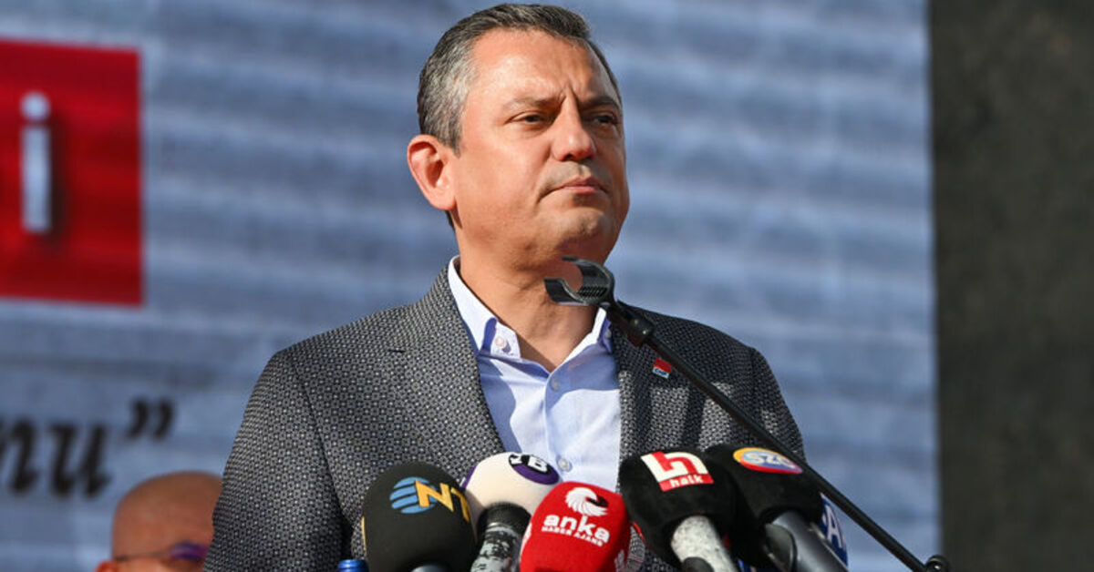 Özel’den tüzük kurultayı açıklaması