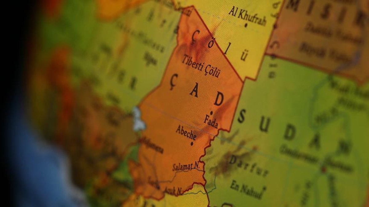 Çad: Fransız liderlerin Afrika halklarına saygı göstermeyi öğrenmesi gerekiyor