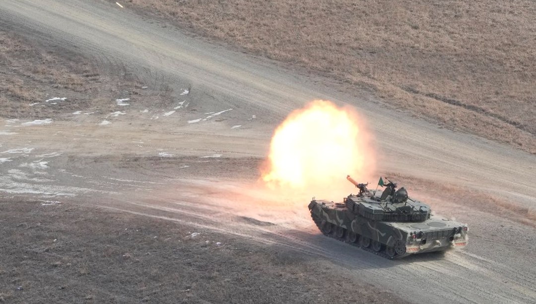 Tansiyon yükseliyor: Kuzey Kore sınırında canlı atış tatbikatı