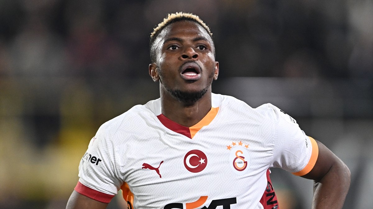 Victor Osimhen ligdeki gol sayısını 17’ye çıkardı
