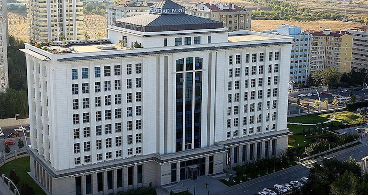 Özel harekat polisi AKP Genel Merkezi önünde intihar etti! Emniyet’ten açıklama geldi